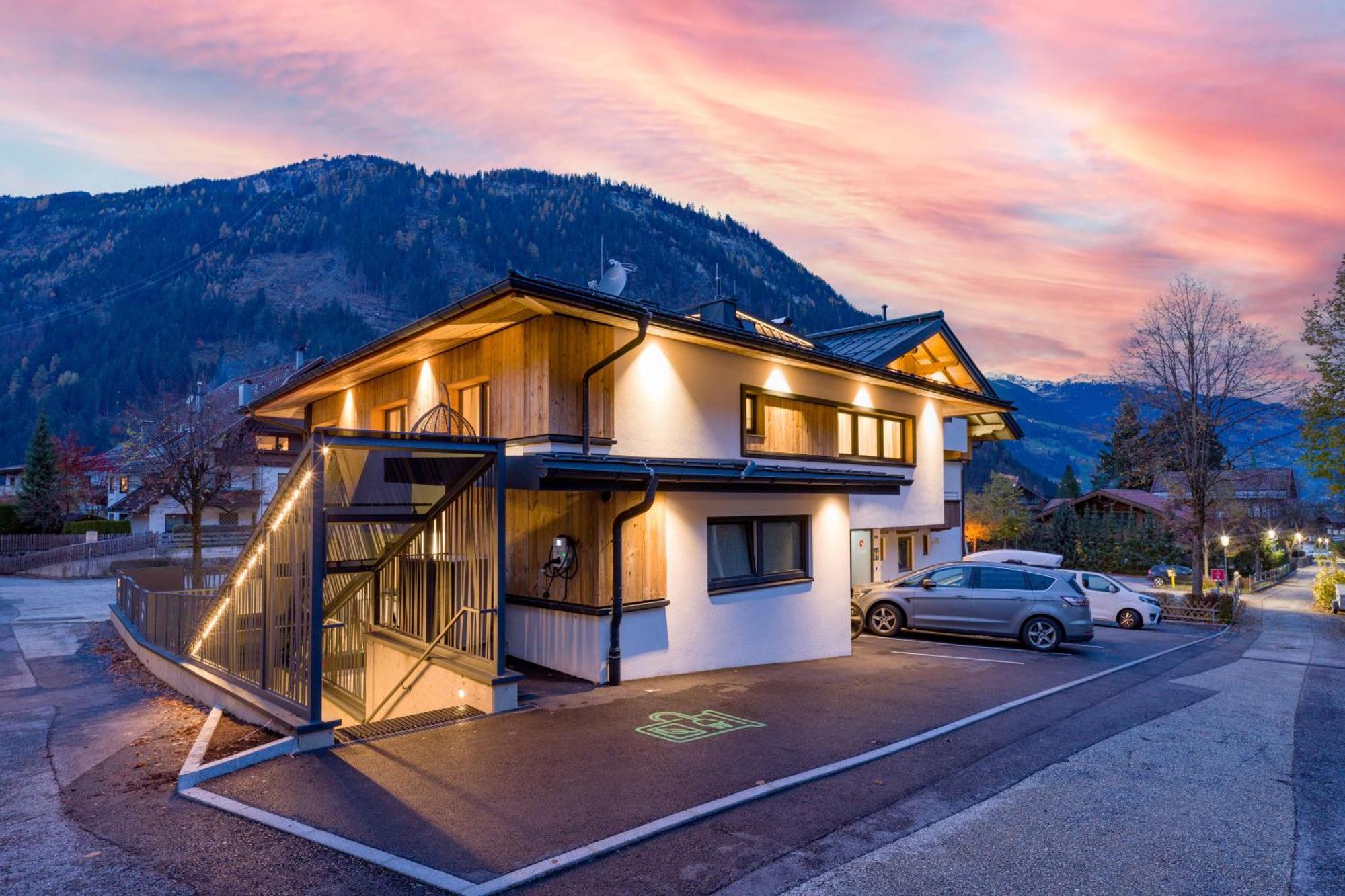 Appartements Alma Mayrhofen Exterior photo