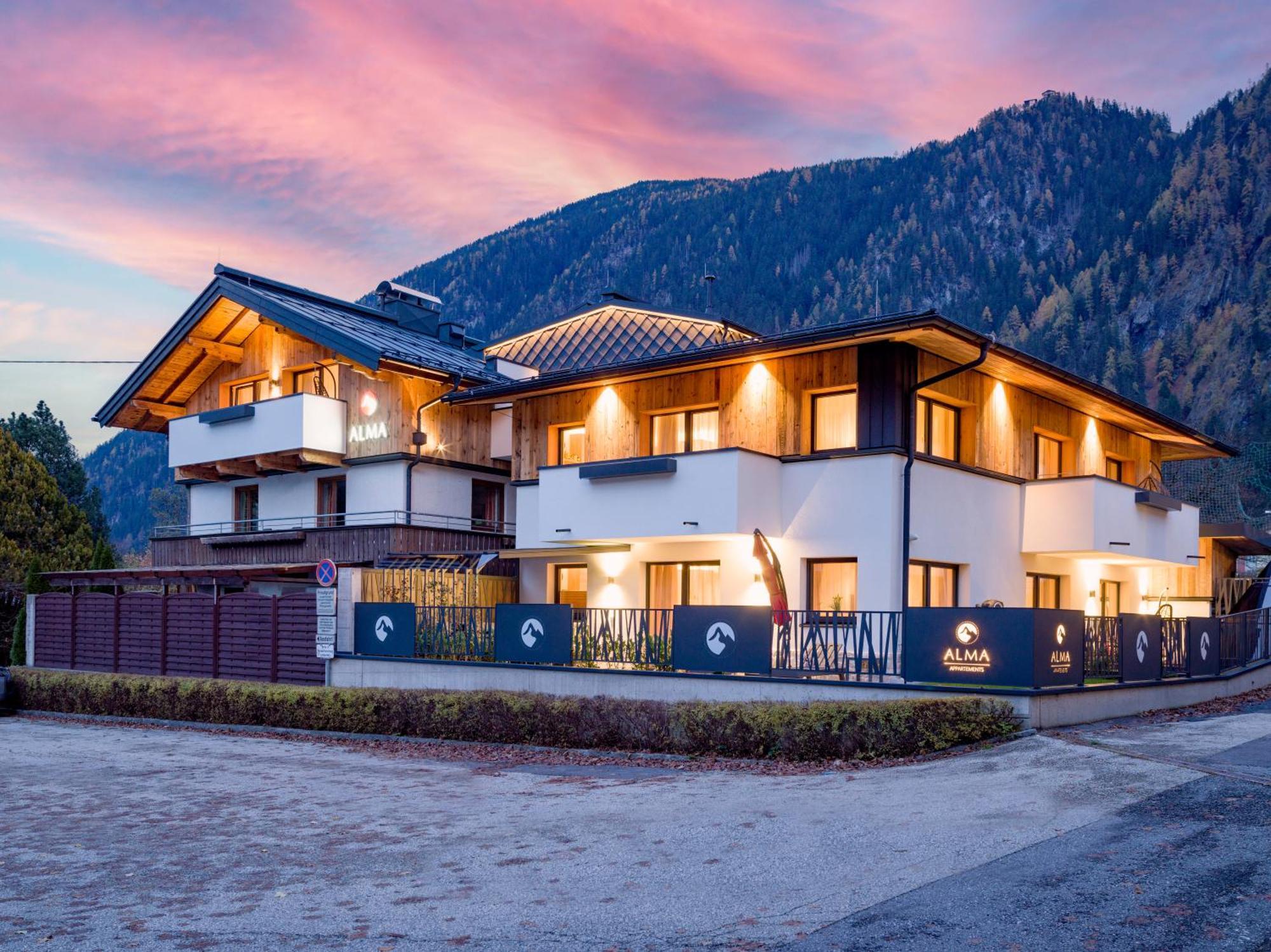 Appartements Alma Mayrhofen Exterior photo